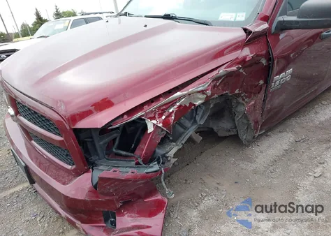 2019 Ram 1500 Classic Express 4X4 6'4 Box from USA, damaged, VIN 1C6RR7FG7KS544729